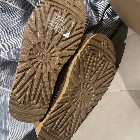 Women's Shoes UGG CLASSIC MINI PLATFORM Sheepskin Ankle Boots 1134991 CHESTNUT - Picture 4 of 5